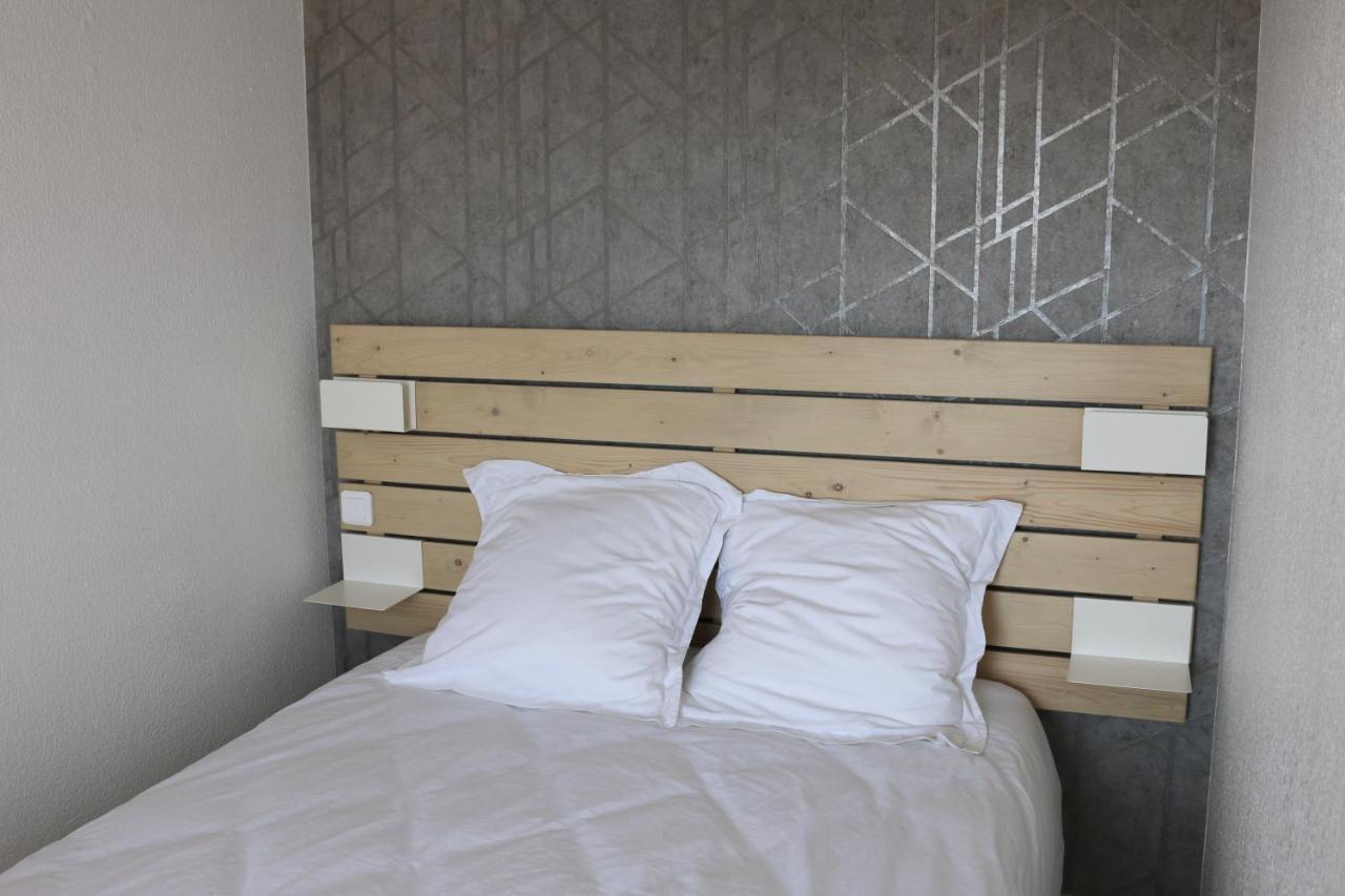 Apartment Port-frejus, Le Consul, 2 Pieces Climatise, Terrasse & Parking *