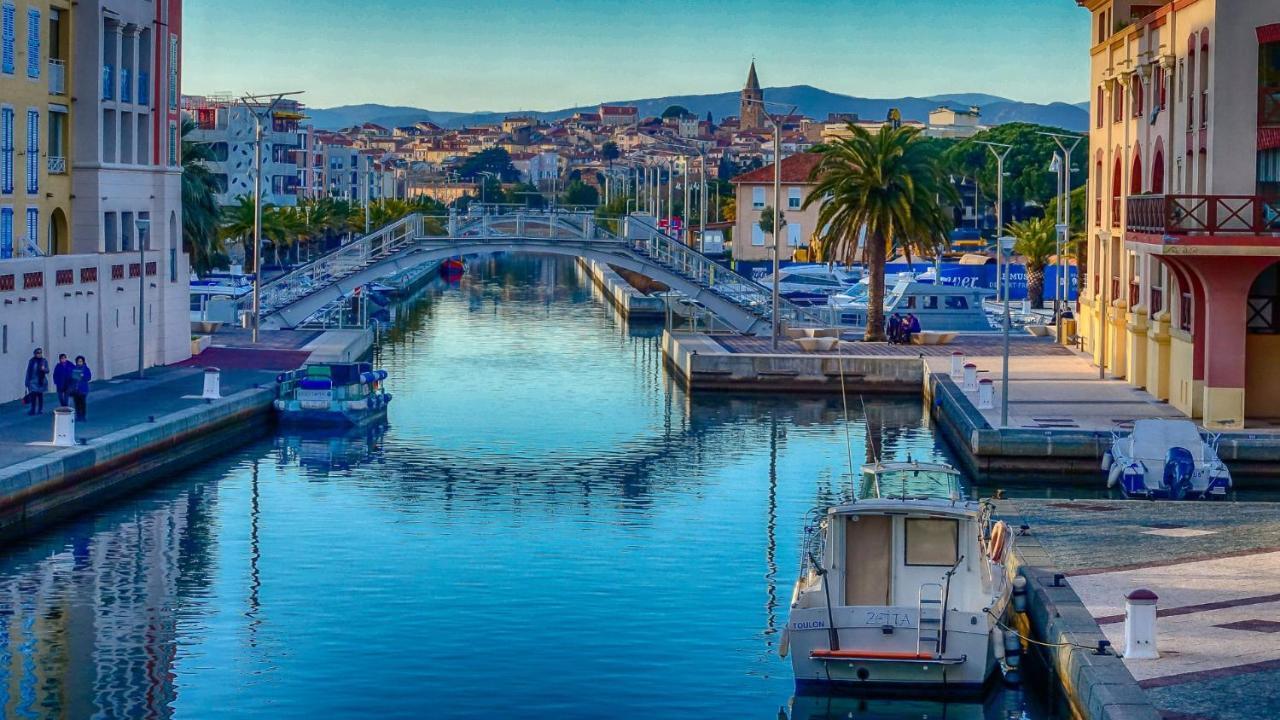 Apartment Port-frejus, Le Consul, 2 Pieces Climatise, Terrasse & Parking *