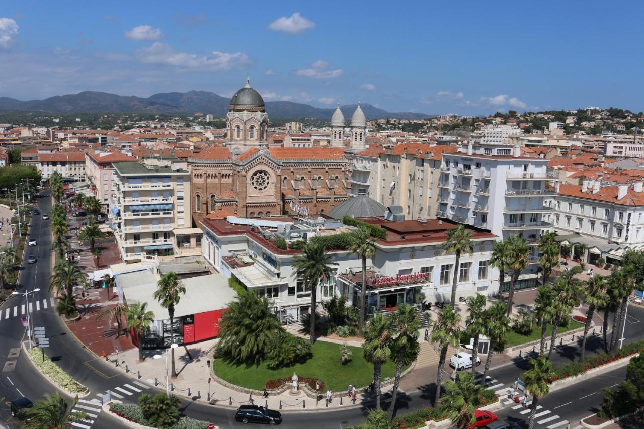 Port-frejus, Le Consul, 2 Pieces Climatise, Terrasse & Parking